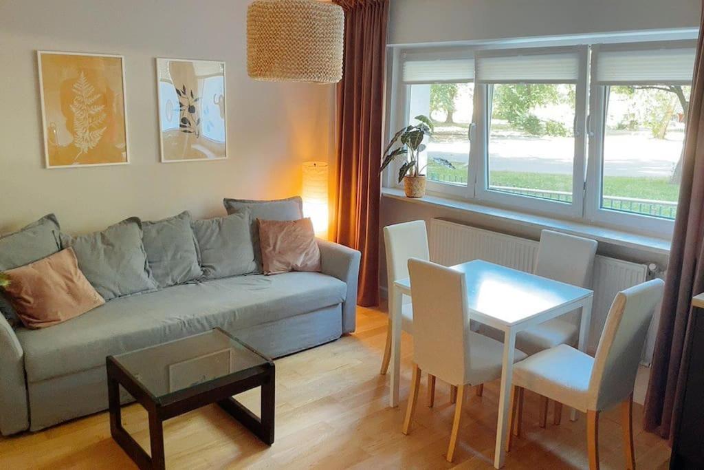Comfortable Apartment In Warsaw Bielany Экстерьер фото